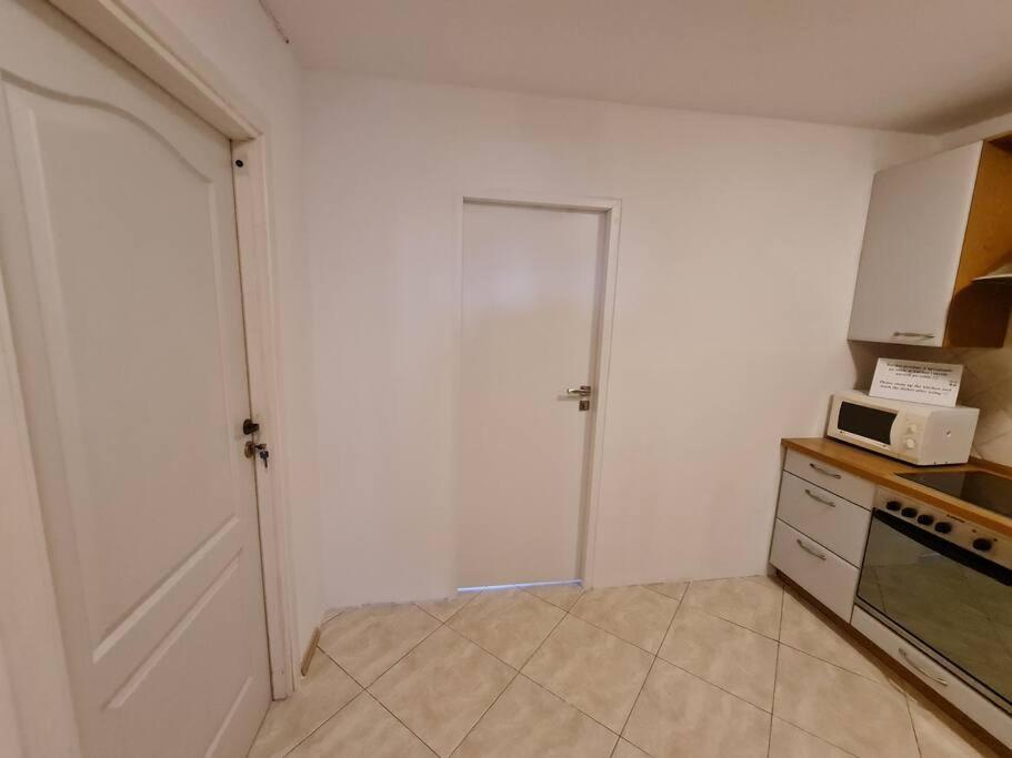 Fantastic Apartments - Room #Z2 Warschau Buitenkant foto